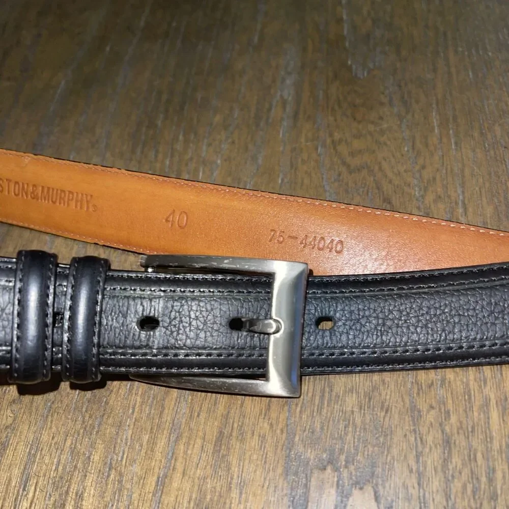 Johnston & Murphy Black Leather Dress Belt Size 40 Silver Buckle